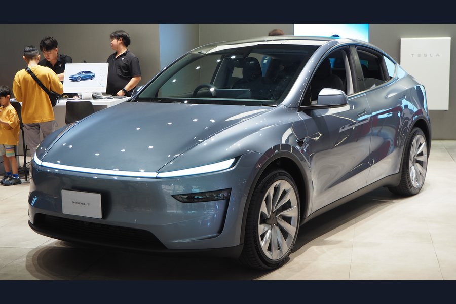 Tesla Model Y LR (new)