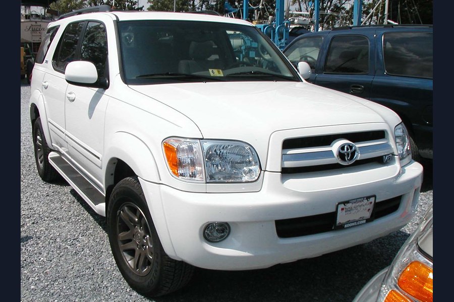 Toyota Sequoia (2006)
